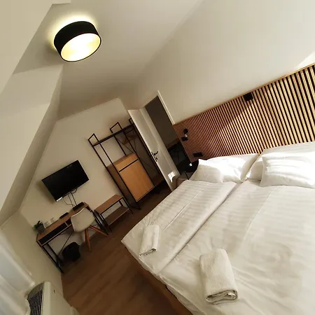 Sovirag Termal Panzio Hajdúnánás