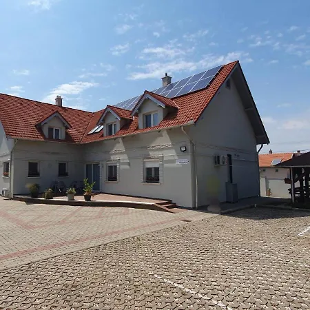 Gæstehus Sovirag Termal Panzio Hajdúnánás